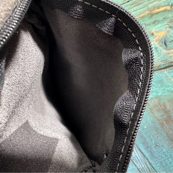 Manitobah Mukluks Suede Pouchette Shoulder Bag Crossbody Grey Aztec Wool - Picture 11 of 12